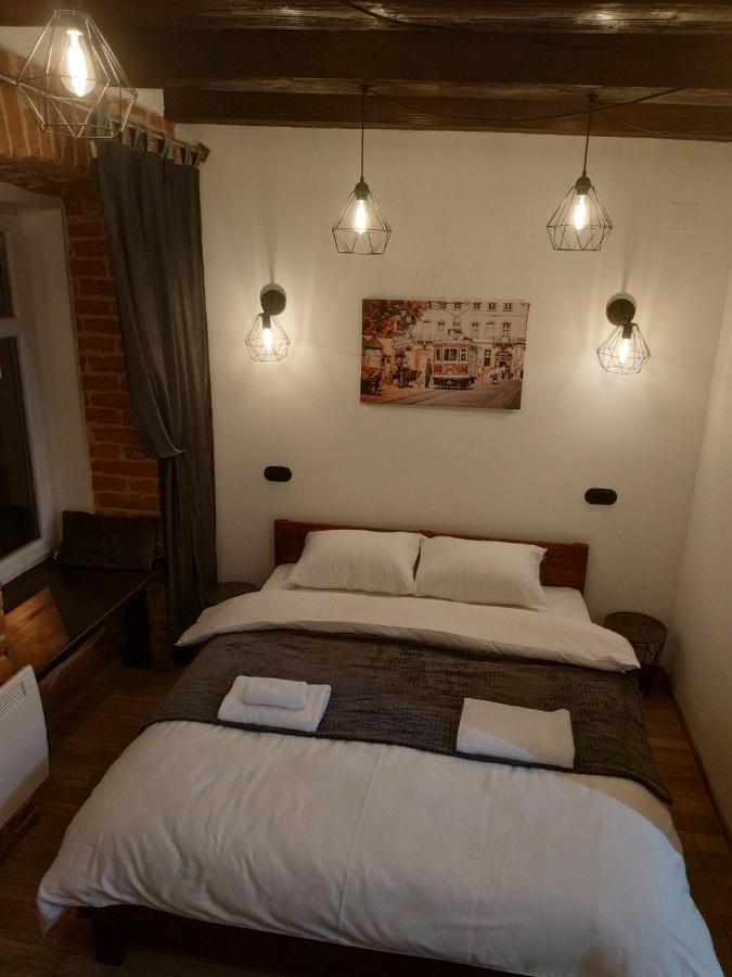 Loft Апартаменти З Балконом В Центрі Львова 外观 照片